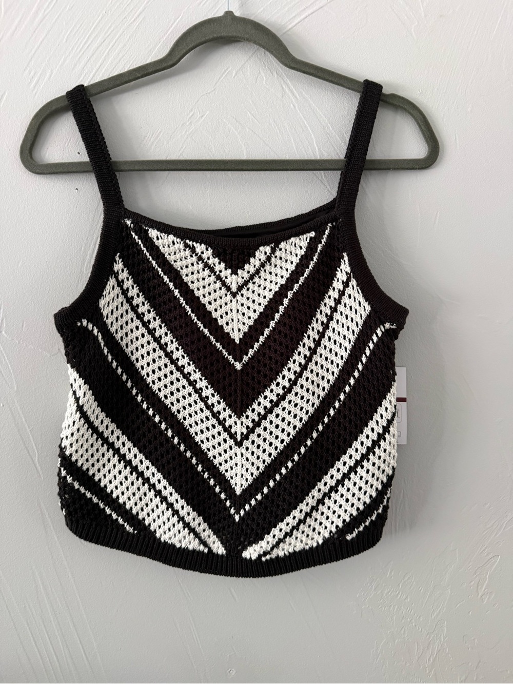 NWT Sofia Jeans by Sofia Vergara Crochet Tank Top Black Cream Size Small